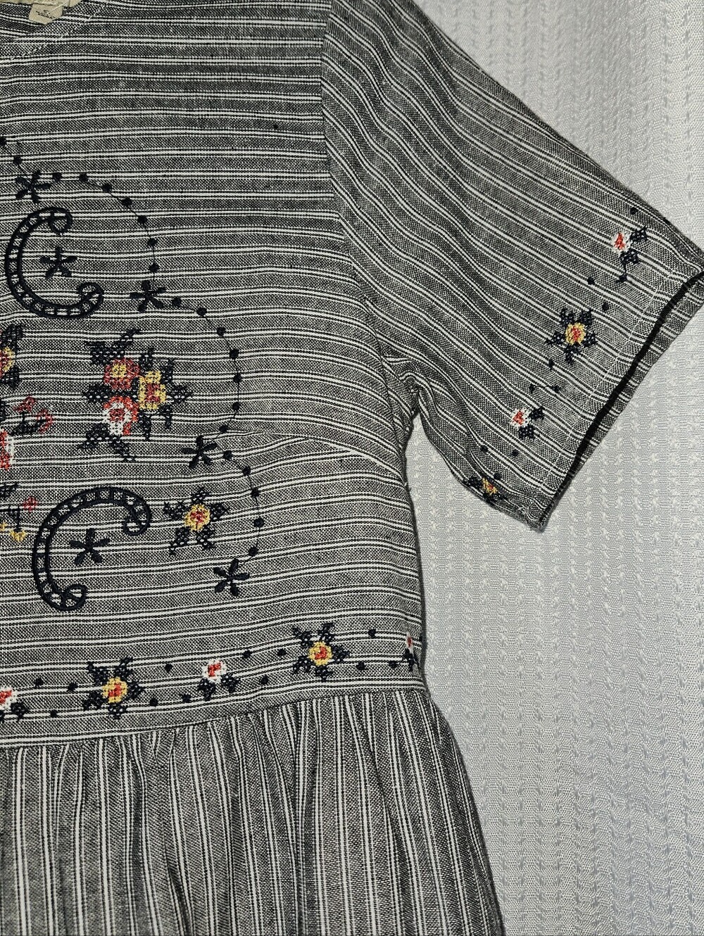 Polagram Grey & White Embroidered dress New With Tags Size Small Cotton - Picture 3 of 7